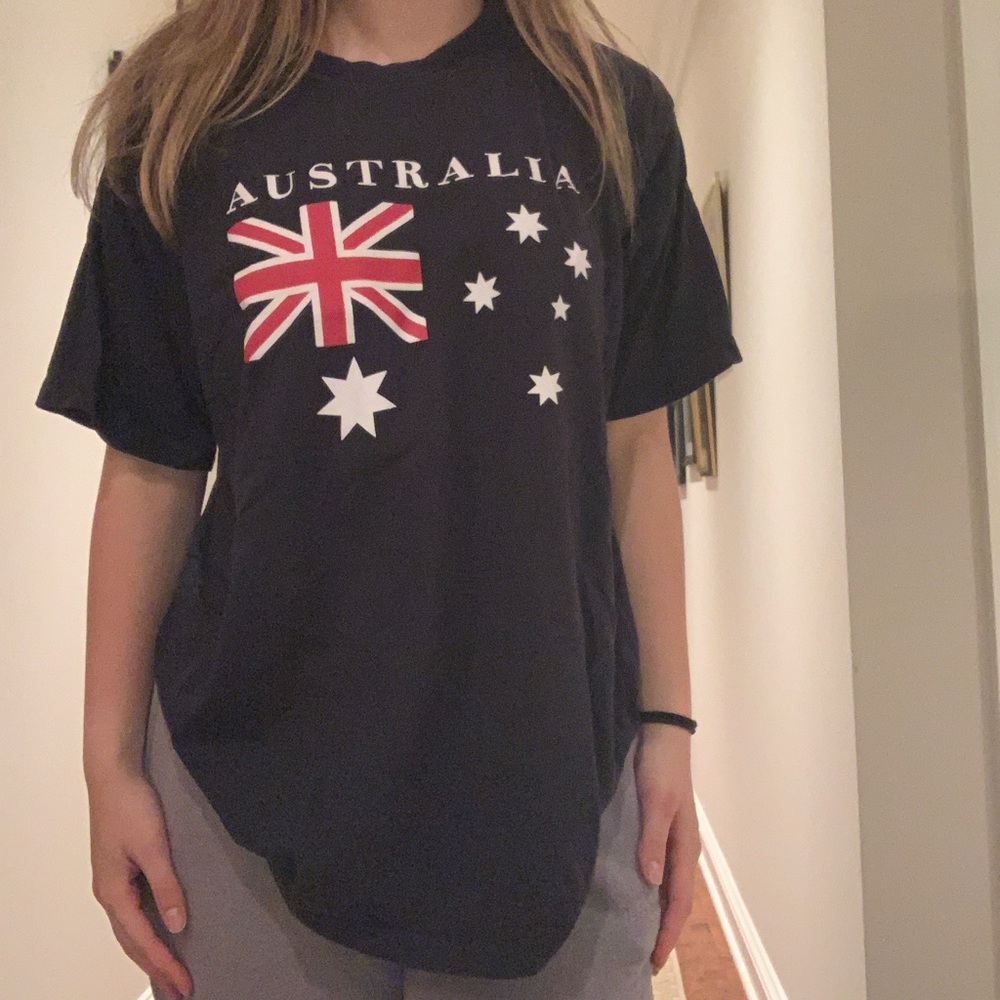 US L unisex navy blue australia tee